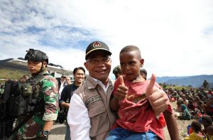 KPK Usul Bansos Dihentikan Sebelum Pilkada, Menko PMK Nilai Kurang Bijak