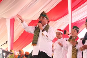 Muhadjir Effendy: Pemerintah Daerah agar Majukan Pondok Pesantren dan Santrinya