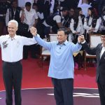 Dari kanan: Anies Baswedan, Prabowo Subianto, dan Ganjar Pranowo, usai debat Pilpres pada Januari 2024 lalu. (Foto:Ubay/IST)
