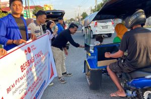 Ramadan di Tengah Momentum Politik, BEM PTMAI Berbagi Takjil