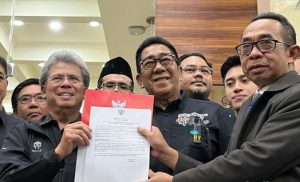 Ganjar-Mahfud Ajukan Gugatan Hasil Pilpres ke MK, Minta Paslon 02 Didiskualifikasi