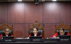 MK Tolak Seluruh Gugatan Anies-Imin, Tiga Hakim Dissenting Opinion