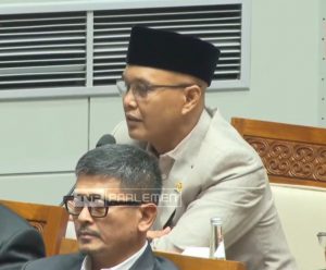 DPR Ingatkan Pemerintah Tak Gadaikan Konstitusi Hanya Demi Bergabung OECD
