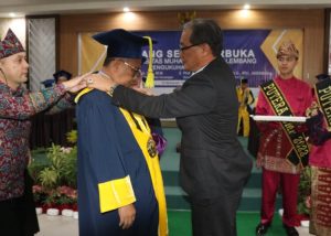Respon Isu Giveaway Guru Besar, Abdul Mu’ti: Jangan Jadi Profesor Kerupuk
