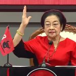 Ketua Umum PDIP Megawati Soekarnoputri saat menyampaikan pidato dalam Sekolah Partai PDIP di Lenteng Agung, Jakarta, Jumat (5/7/2024)
