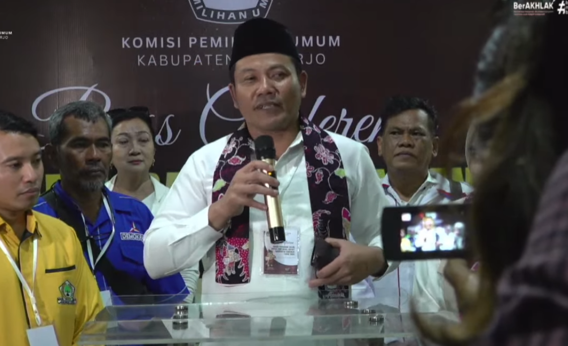 Subandi saat memberikan sambutan. Foto:IST