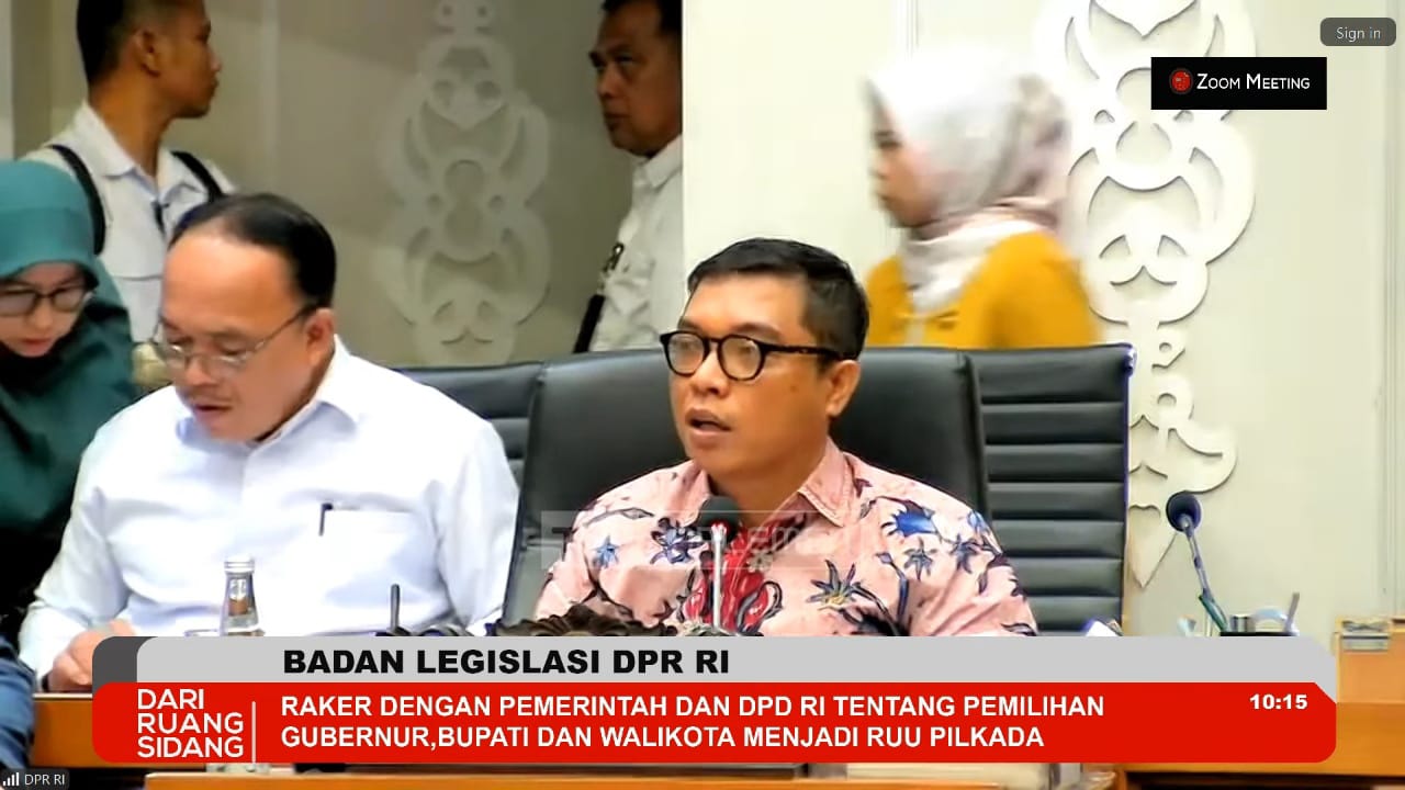 Wakil Ketua Baleg DPR RI Achmad Baidowi (Awiek) ketika memimpin Rapat Panja DPR di Kompleks Parlemen, Senayan, Jakarta, Rabu (21/8/2024)