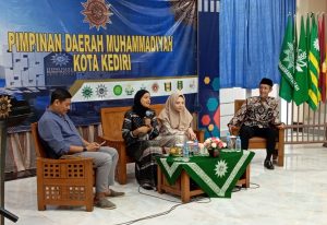 Pasangan Fren Puji Peran Muhammadiyah Sokong Pilkada Serentak di Kota Kediri