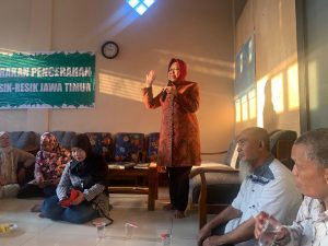 Risma Sapa Relawan di Lamongan, Ceritakan Keberhasilan Penutupan Dolly dan Program Sosial