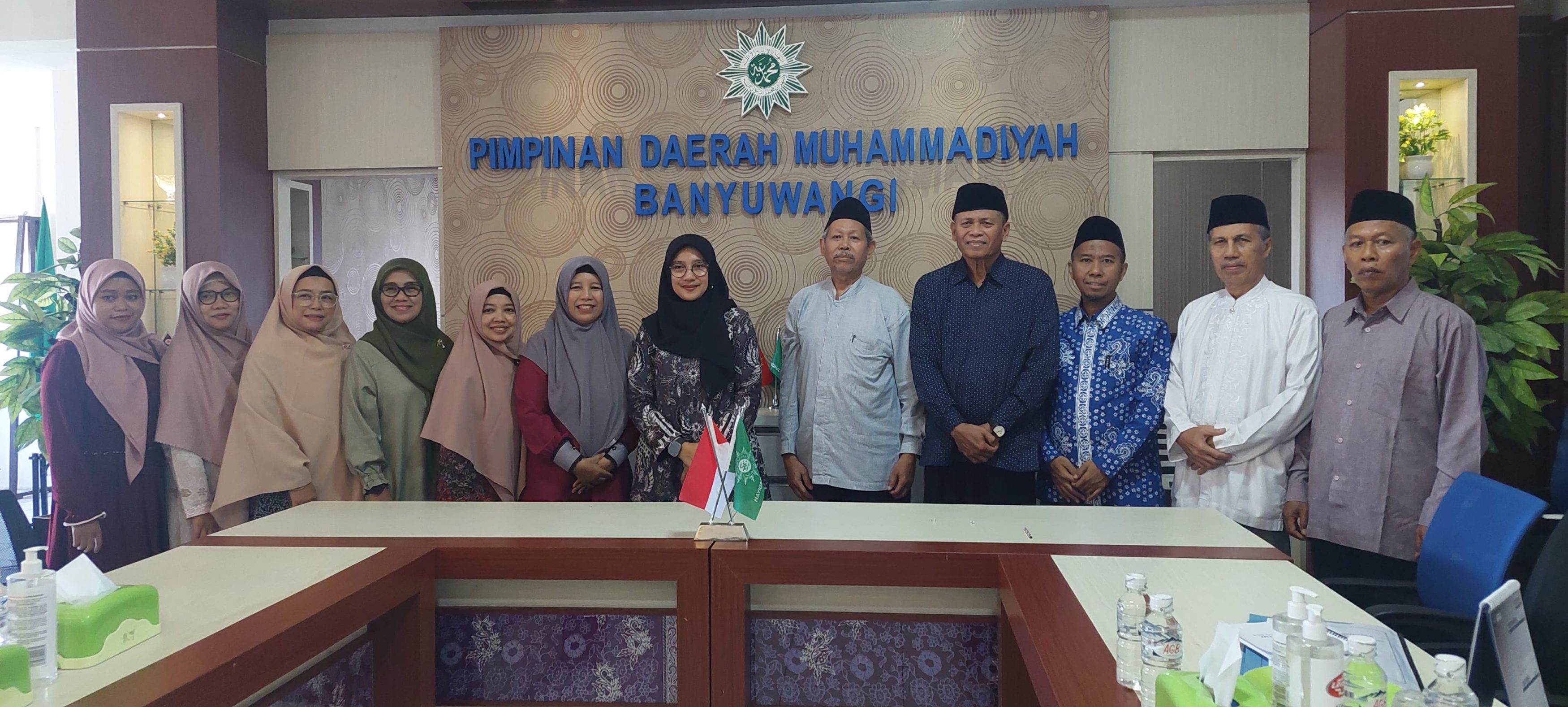 Terima Kunjungan Cabup Ipuk, Ketua PDM Banyuwangi Sampaikan 5 Pesan