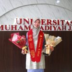 Juliana, perempuan Suku Anak Dalam pertama yang berhasil meraih gelar Sarjana di Universitas Muhammadiyah Jambi. Foto:IST
