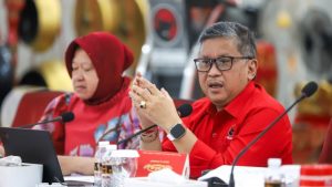 Hasto Minta Risma-Gus Hans Waspada Operasi Bansos di Pilgub Jatim 2024