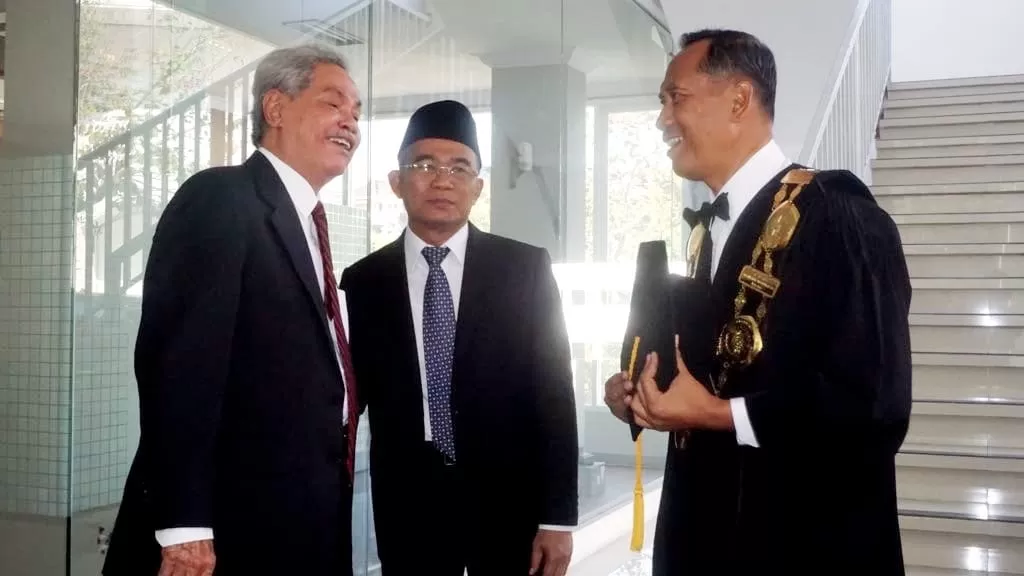 Universitas Magang Menteri