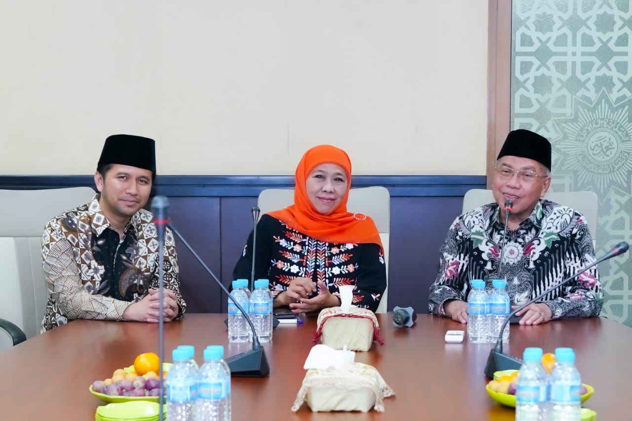 HUT ke-79 TNI, Khofifah Apresiasi Profesionalisme TNI Jaga Proses Demokrasi 
