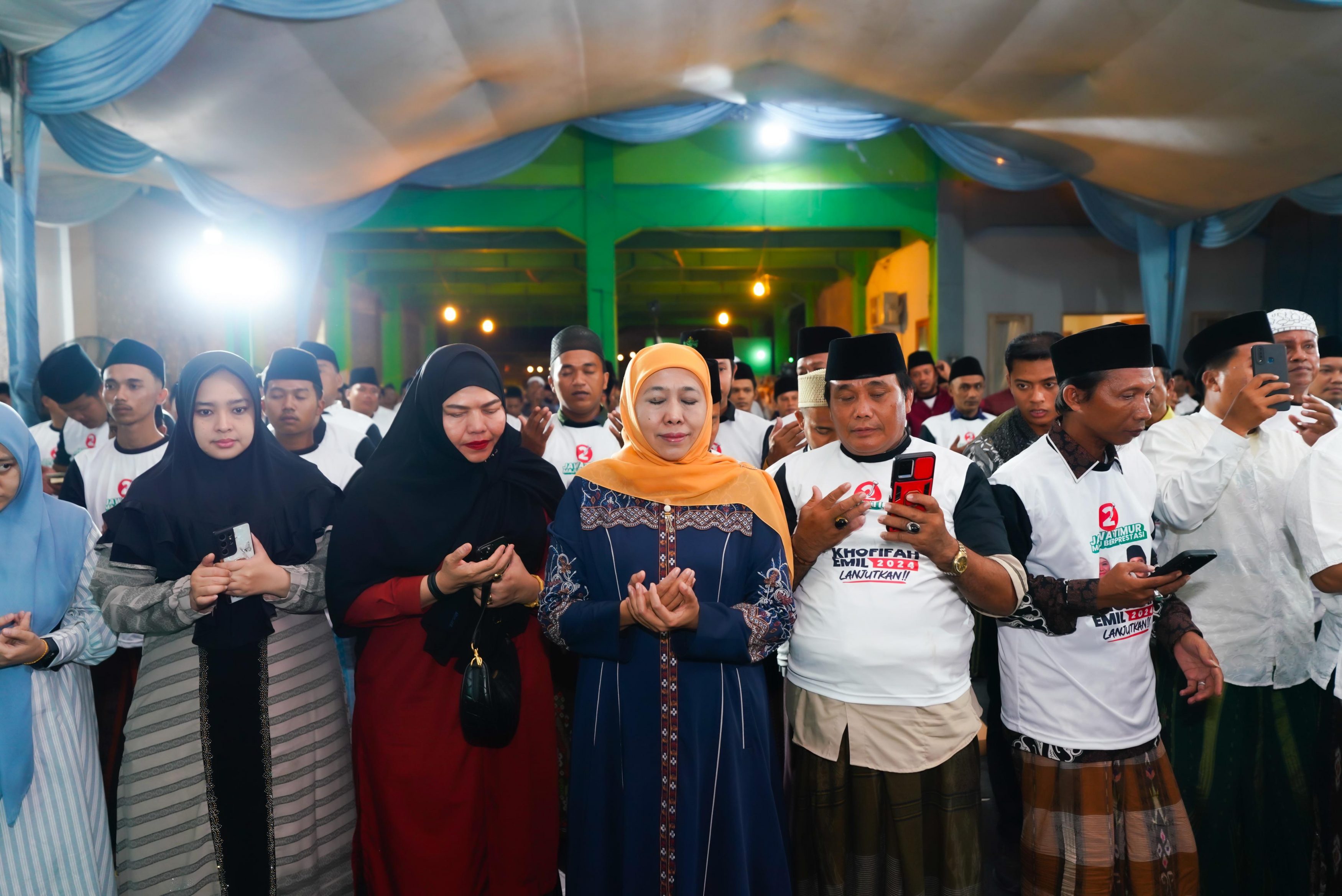 Khofifah Hadiri Peluncuran Lagu “Ngireng Haji Her Mile Khofifah” di Bangkalan