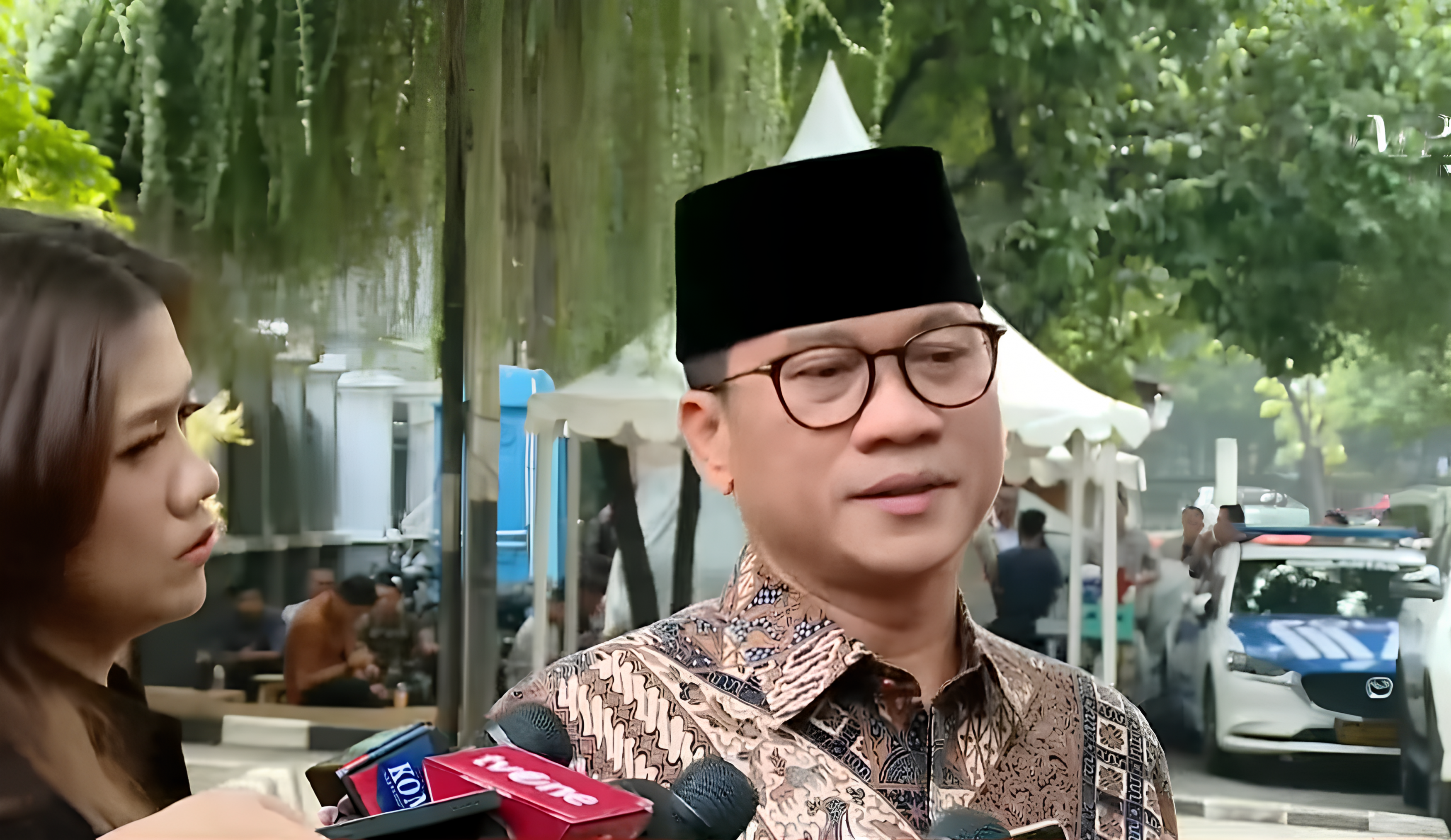 Waketum PAN, Yandri Susanto usai memenuhi panggilan Presiden terpilih Prabowo Subianto ke kediamannya di Jalan Kertanegara, Jakarta, Senin (14/10/2024). (Foto:Ubay/IST)