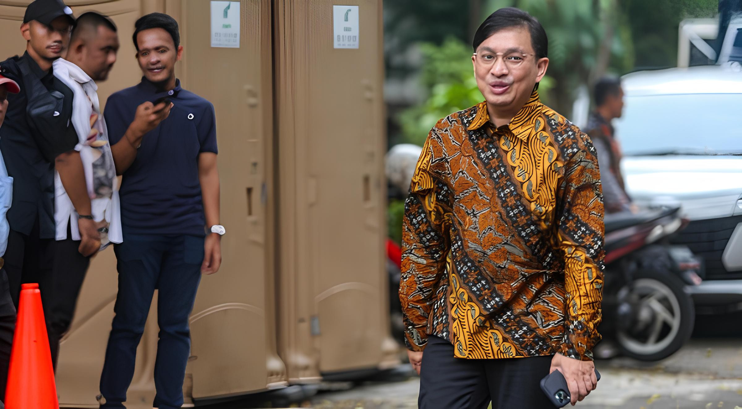 Pianis Kahitna dan pendiri Yovie & Nuno, Yovie Widianto datang ke kediaman Presiden terpilih Prabowo Subianto di Jalan Kertanegara, Jakarta, Selasa (15/10/2024). (Foto:Tangkapan layar/Ubay)