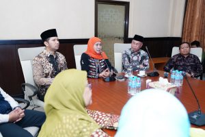 Ucapkan Selamat Milad ke-112, Khofifah: Muhammadiyah Pilar Kemajuan Bangsa dan Umat