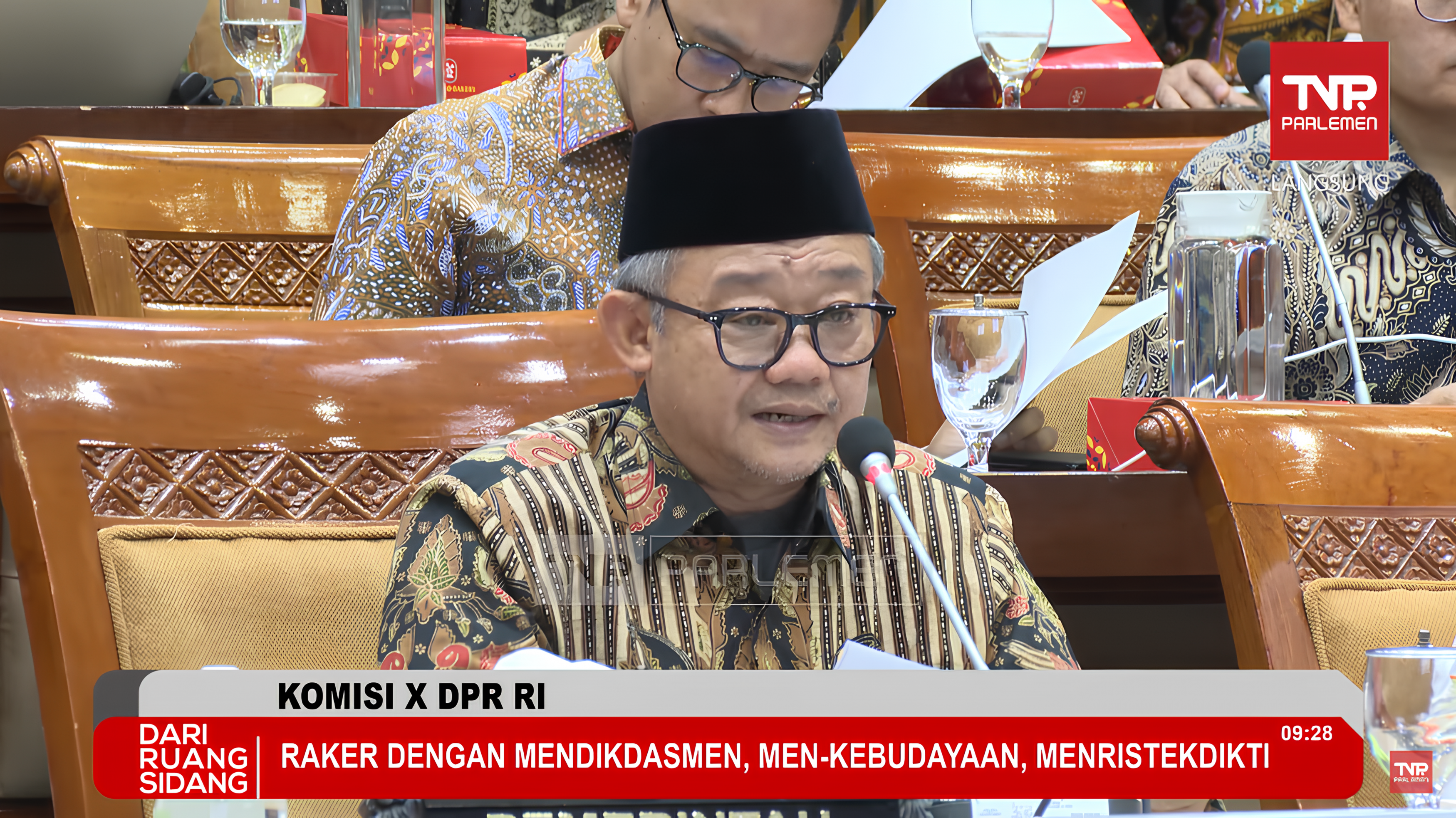 kenaikan gaji guru
