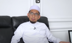 Ramai Transgender Umrah, Ustaz Adi Hidayat Beri Peringatan Penting