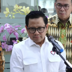 Menko Pemberdayaan Masyarakat Abdul Muhaimin Iskandar (Cak Imin) saat mengunjungi korban judi online di RSCM, Jakarta, Jumat (15/11/2024). (Foto: Ubay)