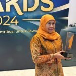 Khofifah Raih Penghargaan