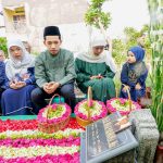 Khofifah Nyekar