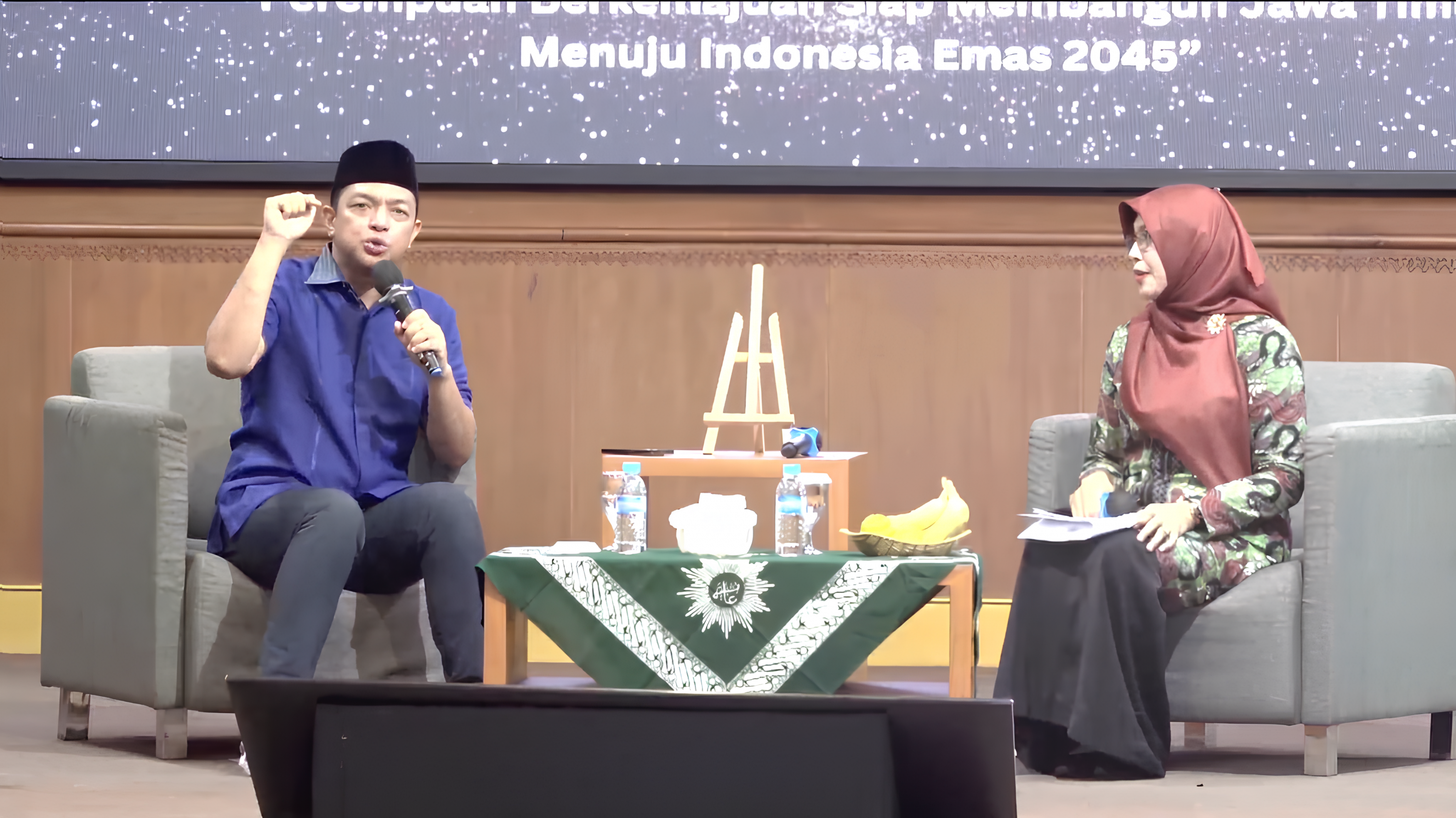 Di Forum Diskusi Aisyiyah Jatim, Gus Hans Komitmen Tingkatkan Kesejahteraan Guru