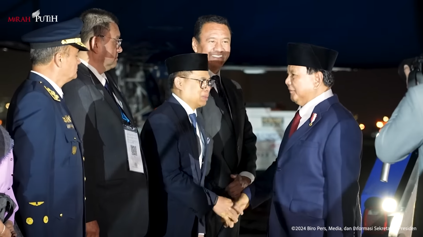 Presiden RI Prabowo Subianto saat tiba di Lima, Peru untuk menghadiri KTT APEC. (Foto:Tangkapan layar/ Ubay)