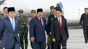 Usai Lawatan ke Sejumlah Negara 2 Pekan Terakhir, Prabowo Kembali Tiba di Tanah Air
