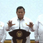 Presiden RI Prabowo Subianto memberikan keterangan pers soal kenaikan rata-rata upah minimum nasional sebesar 6,5 persen pada tahun 2025, Jumat (29/11/2024). (Foto:Tangkapan layar/ Ubay)