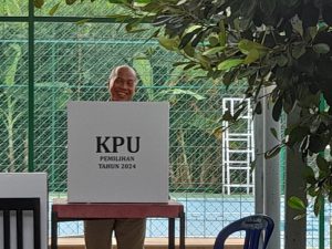 Usai Mencoblos di TPS, Ketua PWM Jatim Minta Semua Pihak Bersabar dan Hormati Hasil Pilkada