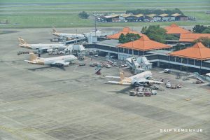 Sambut Libur Natal dan Tahun Baru 2025, Pemerintah Turunkan Tarif Tiket Pesawat 