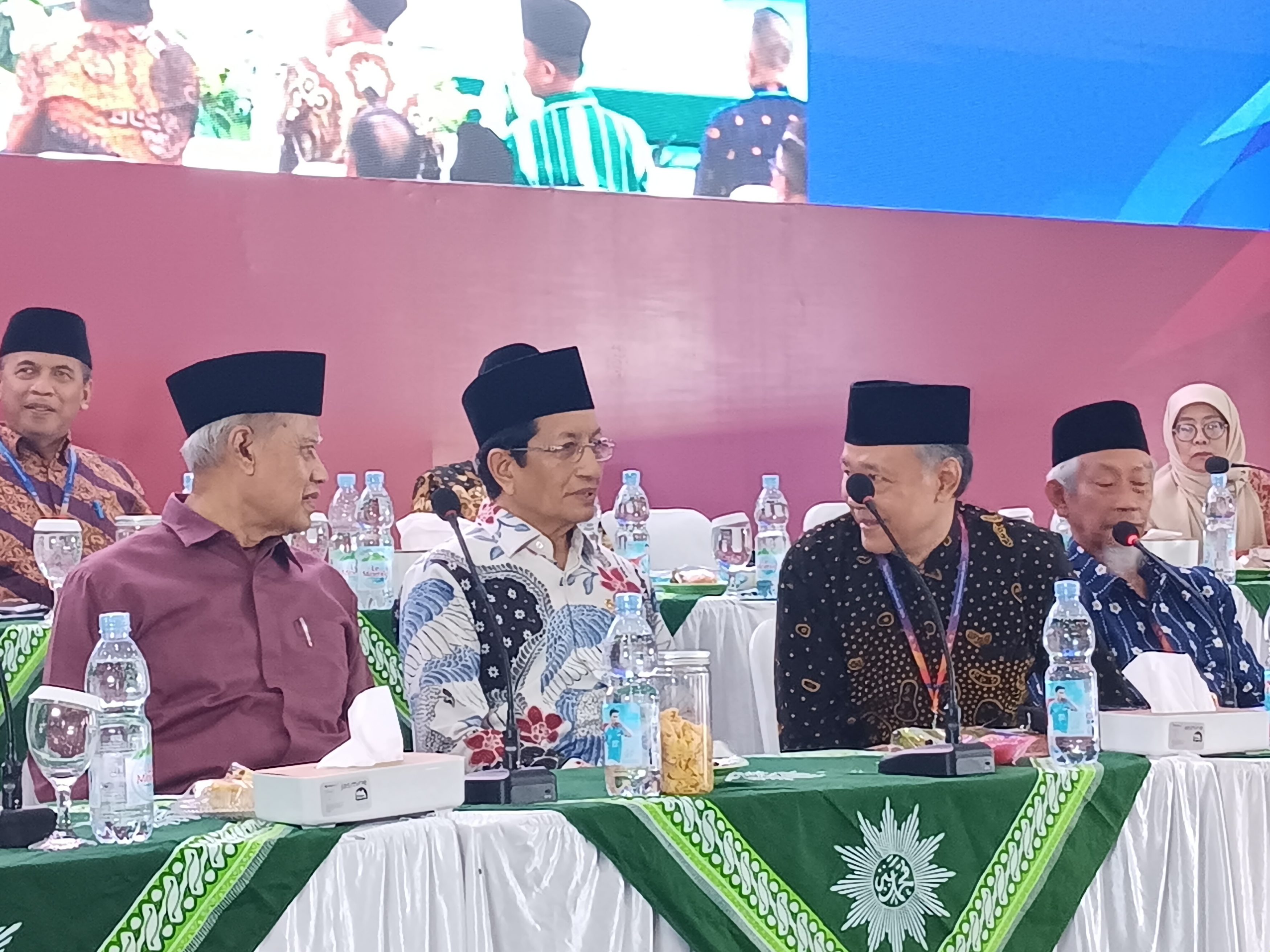 Menag Nasaruddin Umar Hadir di Tanwir Muhammadiyah: 24 Jam Handphone Saya Aktif, Siap Dijewer