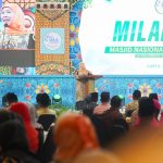 Khofifah Indar Parawansa saat Milad ke-24 Masjid Nasional Al Akbar Surabaya, Sabtu (30/11/2024). (Foto:IST)