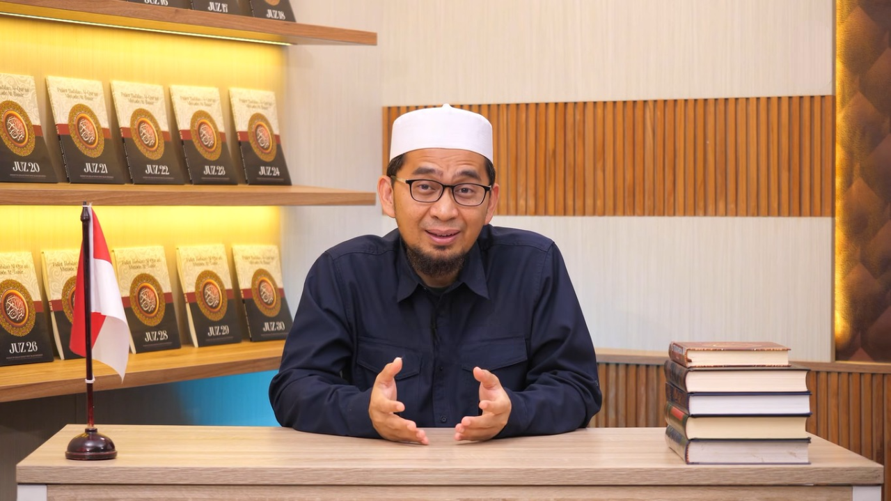 Ustaz Adi Hidayat (UAH) membantah isu yang menyebut dirinya bakal menggantikan Gus Miftah sebagai Utusan Khusus Presiden, melalui pernyataan video di kanal YouTube pribadinya, Kamis (12/12/2024). (Foto:Ubay)