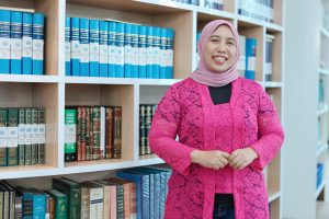 Hening Parlan Raih Planet Award: Inspirasi Gerakan Hijau dari Indonesia
