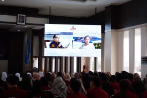 Emil Dardak Beri Kuliah Umum di UMM; Ungkap Peran Kesehatan, Pendidikan, dan Ekonomi dalam Meningkatkan Kesejahteraan Sosial di Indonesia