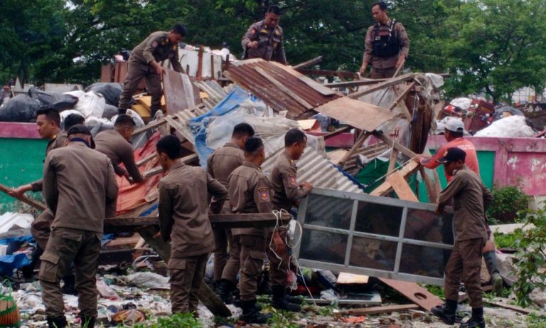penertiban bangunan liar