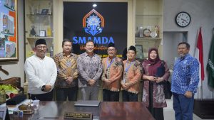 Majelis Dikdasmen PNF PP Muhammadiyah ketika melakukan visitasi ke SMA Muhammadiyah 2 (Smamda) Sidoarjo. (Foto:Dok. Smamda Sidoarjo)