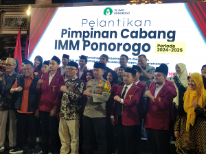 Pelantikan PC IMM Ponorogo periode 2024-2025 di Pendopo Agung Ponorogo, Sabtu (4/1/2025). (Foto:Dok. IMM Ponorogo)