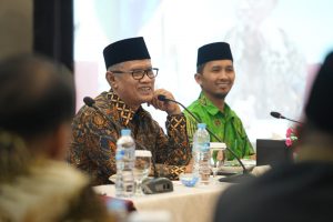 Jalan Tengah Muhammadiyah yang Tetap Relevan