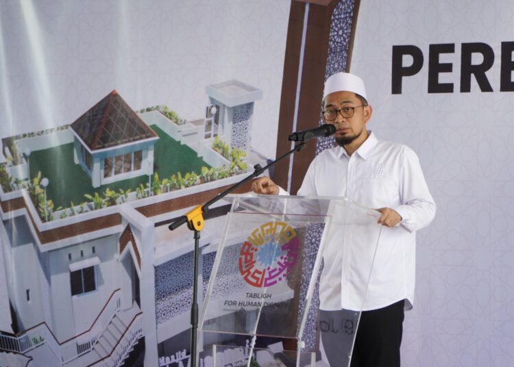 Ustaz Adi Hidayat menyampaikan tausiyah pada peresmian Masjid Al-Musannif ke-50 Tabligh Institute, Ahad (19/1/2025). (Foto:Muhammadiyah)