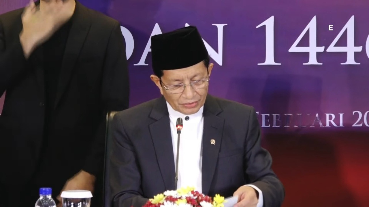 Menag RI, Prof Nasaruddin Umar, saat menyampaikan hasil Sidang Isbat di Kantor Kemenag RI, Jakarta, Jumat (28/2/2025). (Foto: Tangkapan layar/ Ubay)