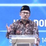 Rektor UMM Prof Nazaruddin Malik, menceritakan kenangannya mengingat kedekatan Prof Malik Fadjar dan Prof Abdul Mu'ti. (Foto: Ubay NA)