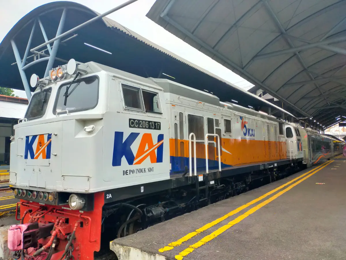 Kereta Api. (Foto: FH UMSU)