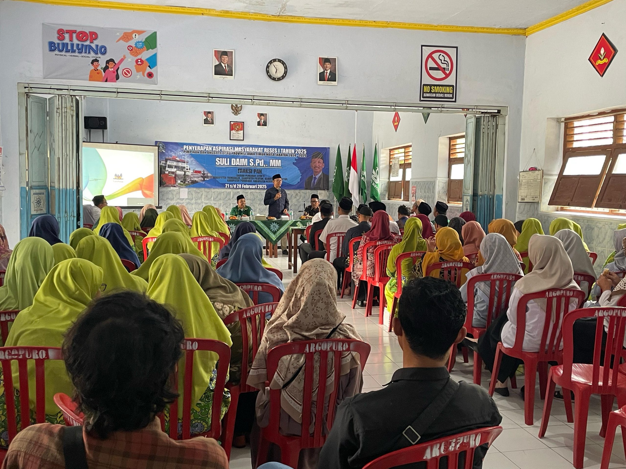 Suasana serap aspirasi dalam reses I tahun 2025 yang digelar anggota DPRD Jawa Timur Fraksi PAN, Suli Da'im, di PCM Bungkal, Ponorogo, Selasa (25/2/2025). (Foto: IST)