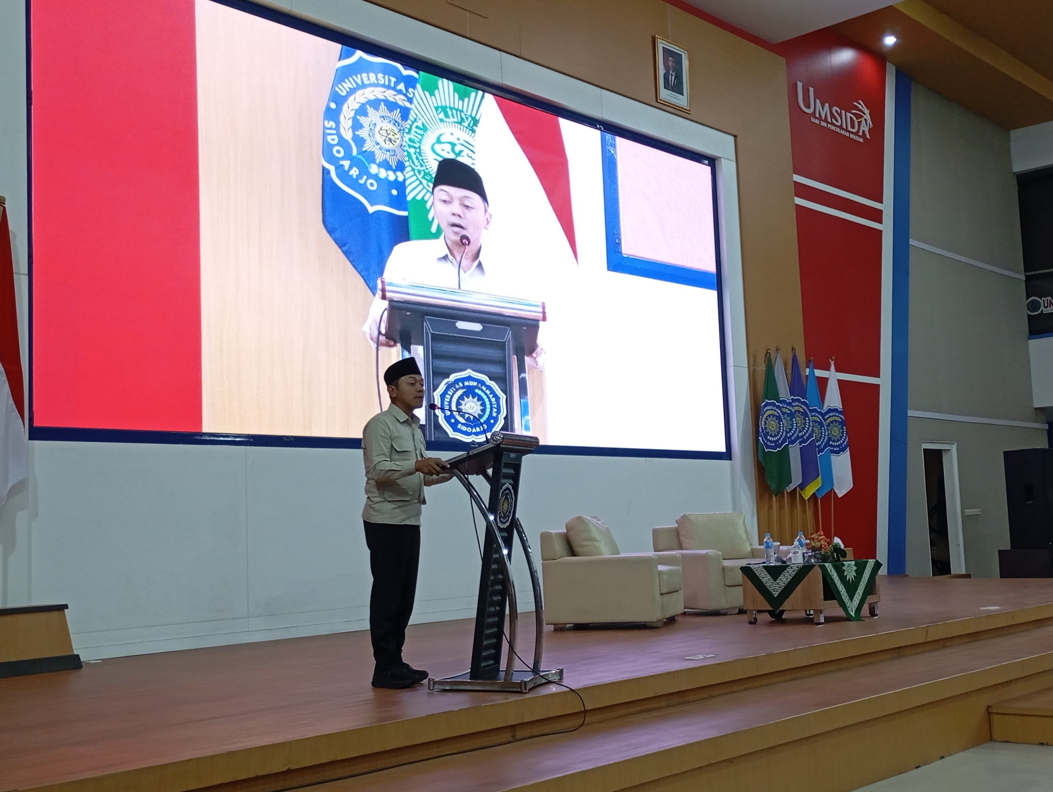 Wamendikdasmen Bocorkan Rencana Regulasi SPMB, Kuota Sekolah Negeri Bakal Dibatasi