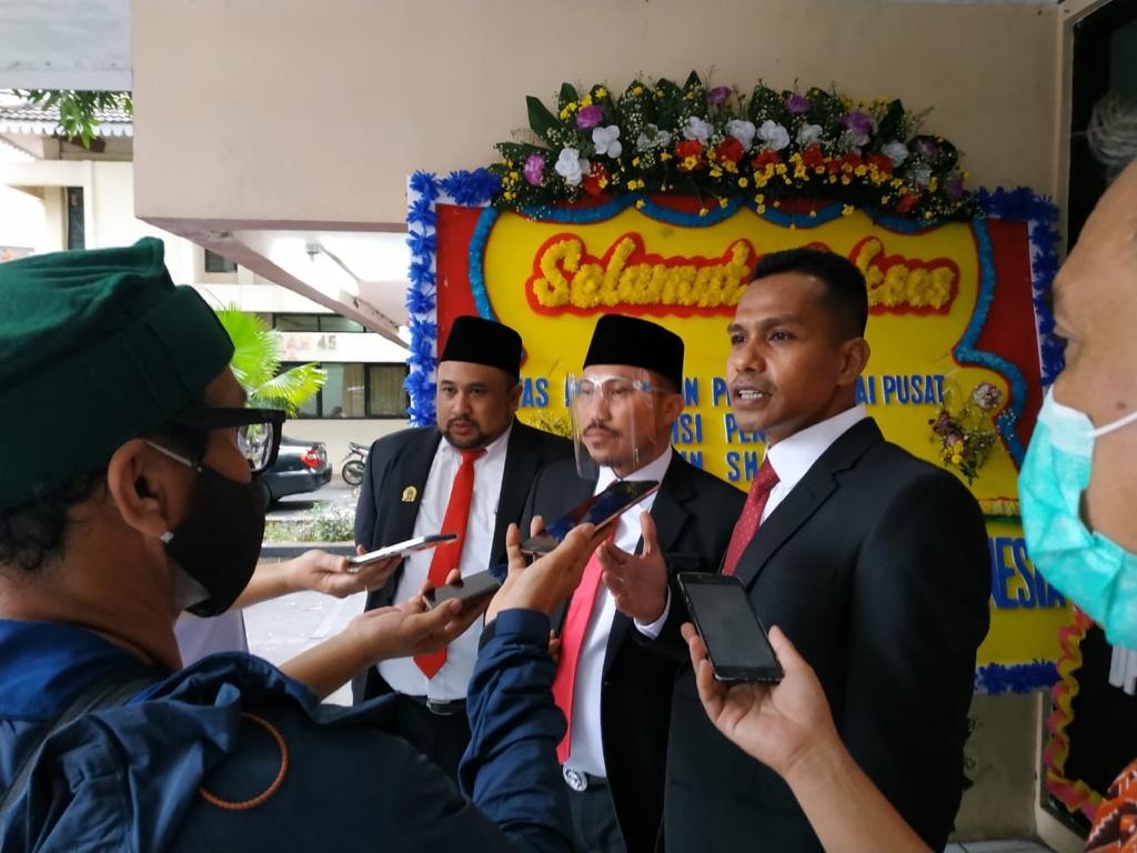 Dr Tasrif SH MH, memberikan keterangan kepada awak media. (Foto:IST)