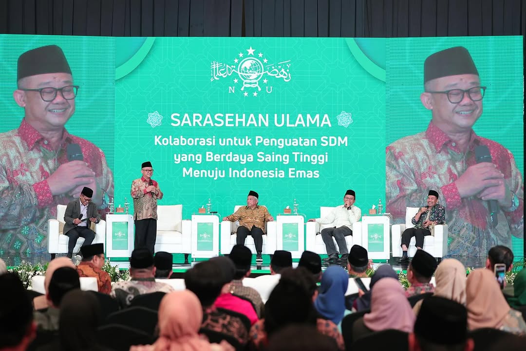 Mendikdasmen) RI, Prof Abdul Mu'ti, menjadi pembicara dalam Sarasehan Ulama NU di The Sultan Hotel & Residence Jakarta, Selasa (4/2/2025) malam. (Foto: Dok. NU)